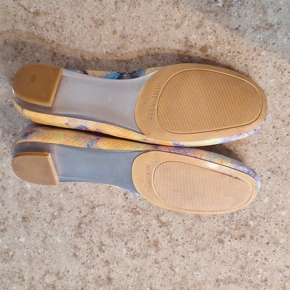 Nine West snakeprint flat shoes - Picture 3 of 8